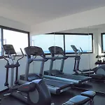 2 Story With Spatub, Oceanview Roof Pool & Gym Onsite