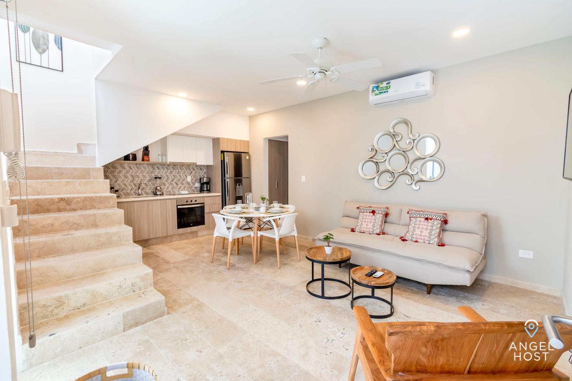 2 Story With Spatub, Oceanview Roof Pool & Gym Onsite Сasa de vacaciones